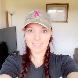 Meet your Posher, Carrie